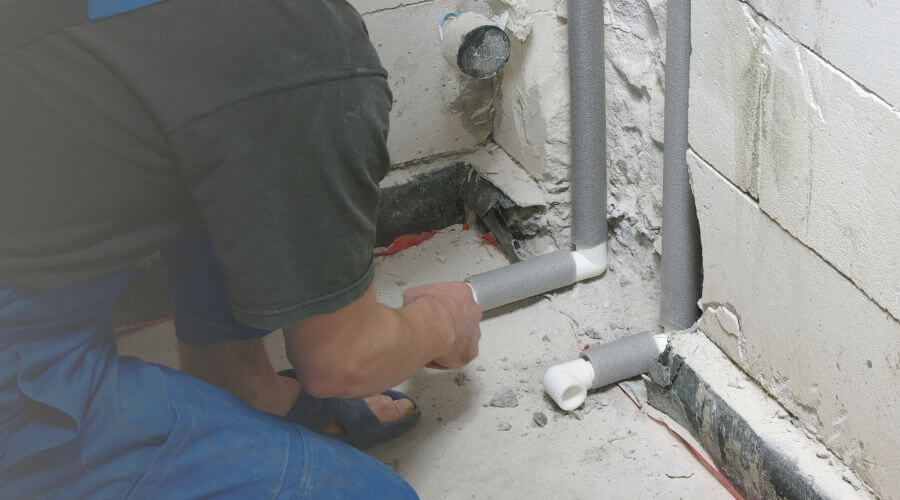 Expert burst pipe repair services in Reesville, OH